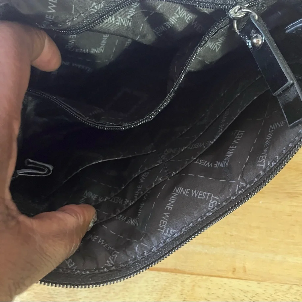 Nine West inside zipper